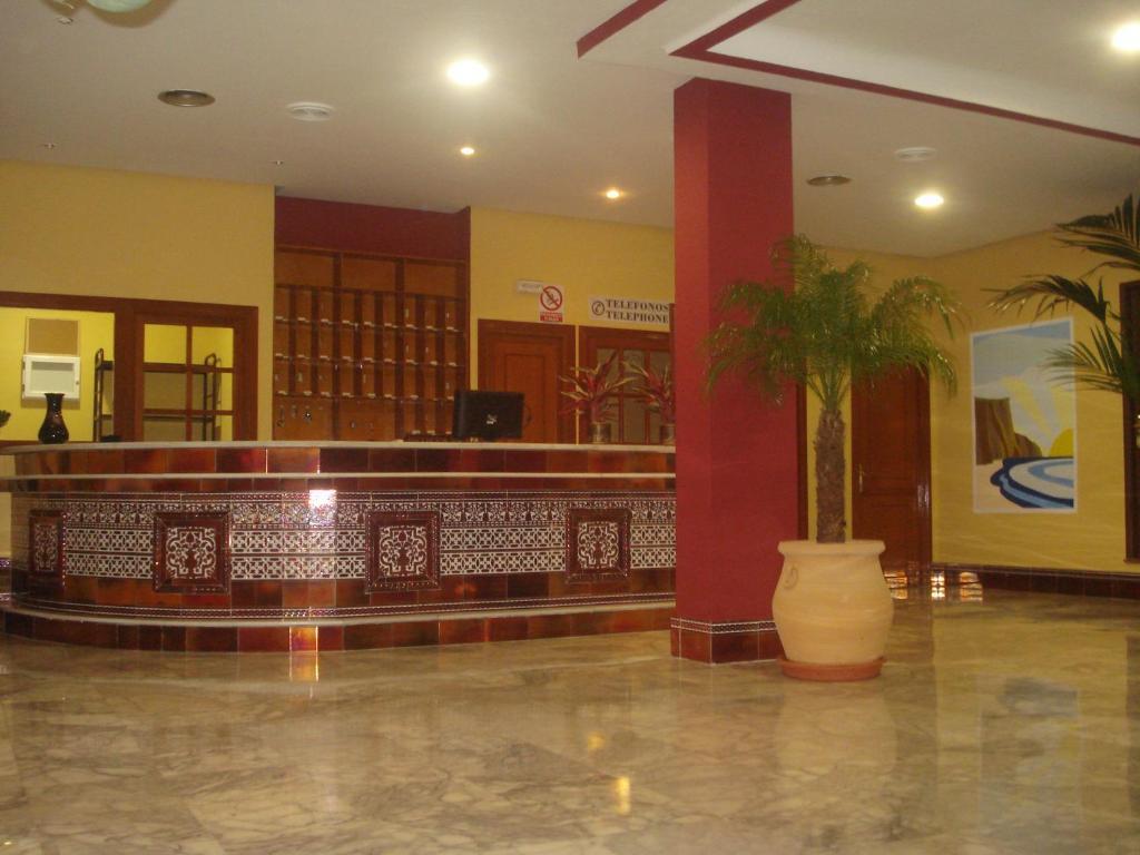 Hotel San Vicente - Centro Playa Conil De La Frontera Luaran gambar